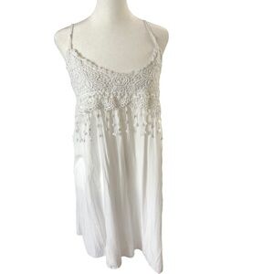 Slip Dress Women M White with Lace Across Bodice  Spaghetti Straps  No Brand Tag